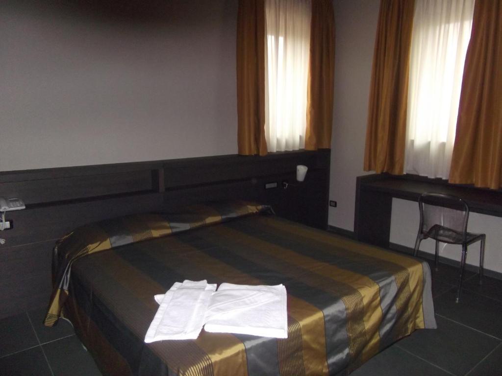 Locanda Sant'Ambrogio Rivalta  Phòng bức ảnh