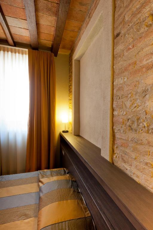 Locanda Sant'Ambrogio Rivalta  Phòng bức ảnh